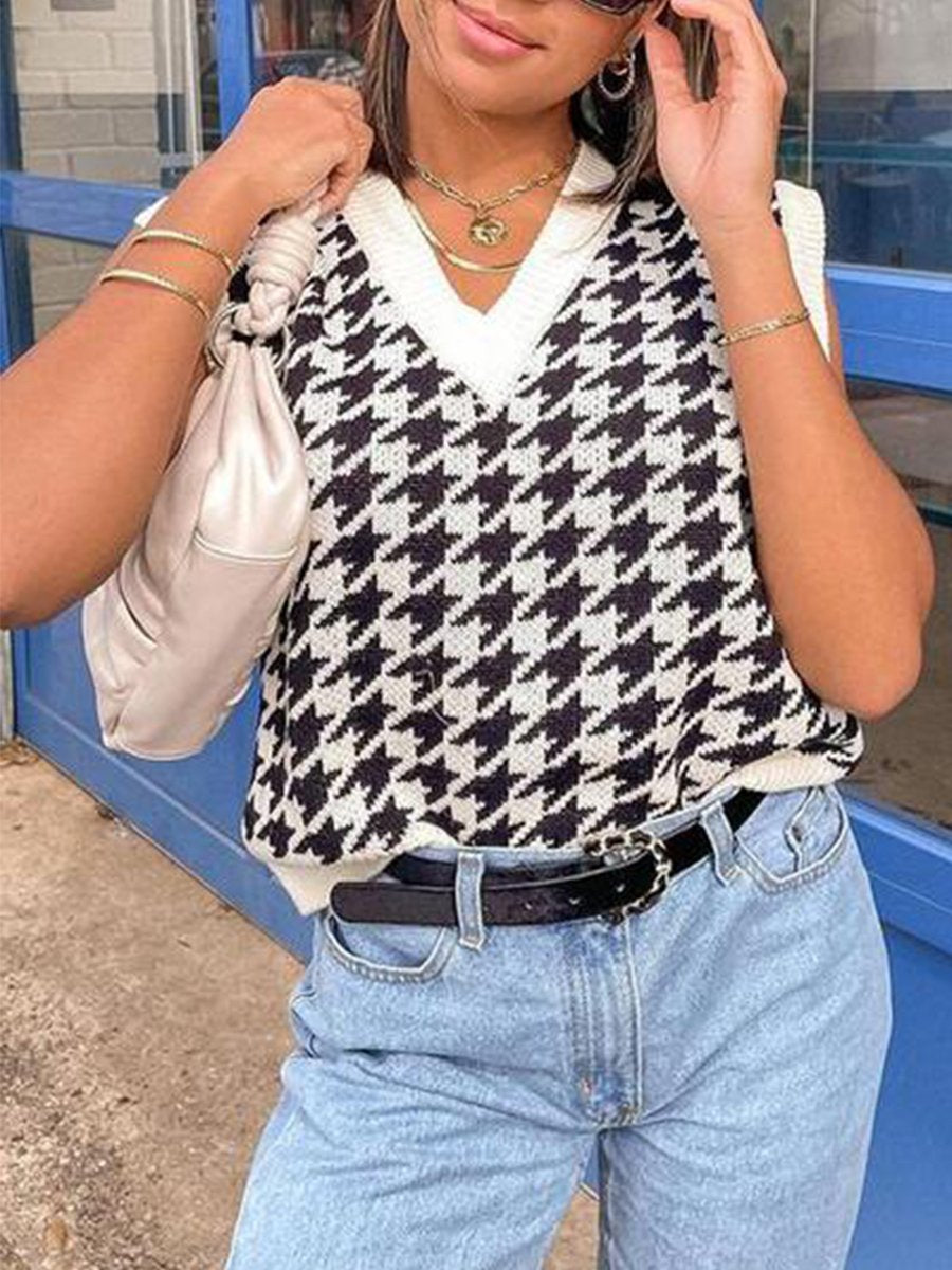 Houndstooth V-neck Knit Loose Vest