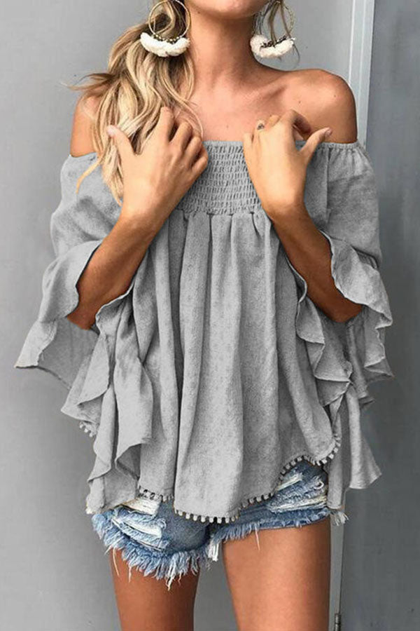 Elegant Blouse With Neckline And Flared Three-quarter Sleeves