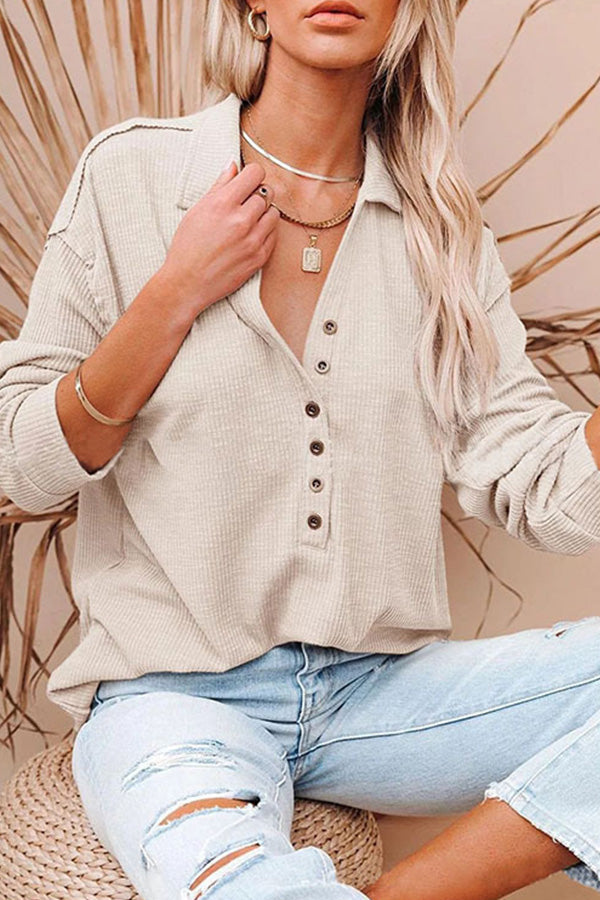 Solid color long-sleeved top